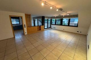 Wohnung kaufen in 46238 Batenbrock, Großzügige 3,5-Zimmer-Eigentumswohnung mit Dachterrasse in Bottrop