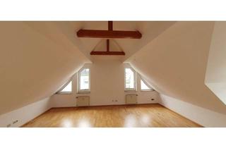 Wohnung kaufen in 61118 Bad Vilbel, Lichtdurchflutete 3,5-Zi.-DG-Wohnung, Nähe Innenstadt/Süd-Bhf. - EBK neuw.