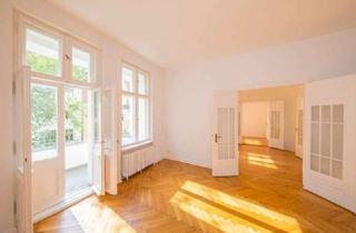 Wohnung kaufen in Wielandstraße 18, 10629 Charlottenburg, Zwischen Ku'Damm und Mommsen: 6-Zimmer-Altbau mit Balkon EBK u. Aufzug
