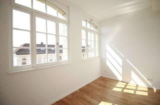 Wohnung kaufen in Limburger Str. 74 b, 04229 Plagwitz, Industriecharme Plagwitz: 3 Zimmer Immobilie auf 2 Ebenen mit weitläufiger Terrasse + Stellplatz
