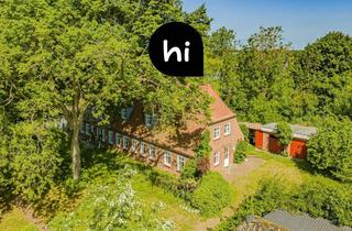 Wohnung kaufen in 25920 Stedesand, Historisches Flair trifft liebevollen Wohnkomfort – Charmante Erdgeschosswohnung im Alten Pastorat