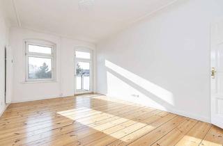 Wohnung kaufen in Gerichtstraße 84, 13347 Wedding, Bezugsfreie 2-Zi.-Altbauwohnung mit Südwest-Balkon am Volkspark Humboldthain