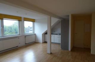 Wohnung mieten in 52351 Düren, Schöne zwei Zimmer DG-Wohnung mit Blick ins Grüne in Düren