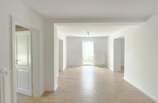 Wohnung mieten in 53578 Windhagen, Engel & Völkers: Großzügige Erdgeschosswohnung in idyllischer Lage