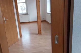 Wohnung mieten in Klingenthaler Straße 13, 08258 Erlbach, Kompaktes Wohnen in Erlbach: 2-Zimmer-Dachgeschosswohnung mit Stellplatz