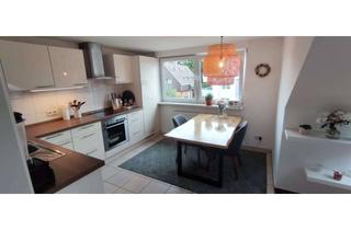 Wohnung mieten in 71691 Freiberg, Renov. 2 Zi.-DG-Whg., Klimaanlage - Einbauküche- 5 Gehmin. zur S-Bahn- kein Balkon
