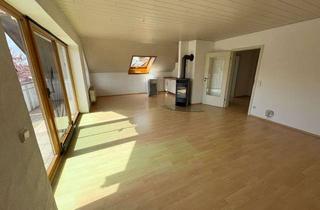 Wohnung mieten in 89182 Bernstadt, 3 Zimmer Dachgeschosswohnung, EBK und Stellplatz