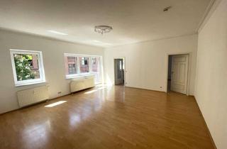 Wohnung mieten in 08056 Zwickau, Schöne Zweiraumwohnung in bekannter Stadtlage