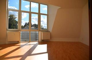 Wohnung mieten in 08393 Meerane, Schöne 3 Zimmer Dachgeschosswohnung