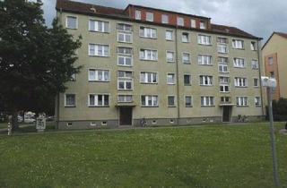 Wohnung mieten in Julius-Fucik-Str., 18435 Stralsund, Der Start ins neue Zuhause im gepflegten Knieper Nord ! Frisch modernisierte Wohnung sucht (junge)