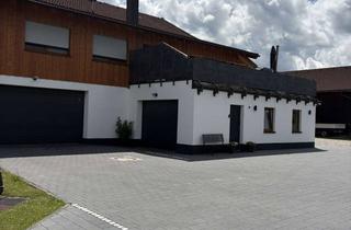 Wohnung mieten in Kleinkarolinenfeld 1d, 85653 Aying, Attraktive 3,5-Zimmer-Wohnung mit Einbauküche und großem Balkon/Terrasse in der Gemeinde Aying.