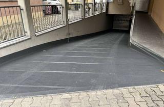 Garagen mieten in Bauhofstrasse, 91052 Erlangen, Sicherer Stellplatz in einer Tiefgarage im Zentrum von Erlangen- Rathausplatz