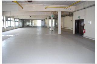 Geschäftslokal mieten in 90471 Nürnberg, Produktion, Büro, Lager 2354 m² mit Rampe in Nürnberg mieten