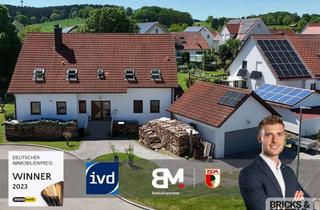 Haus kaufen in 86513 Ursberg, Ein Zuhause für Generationen: Großes Zweifamilienhaus mit Garten und Doppelgarage