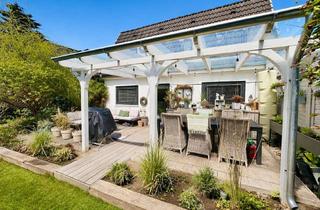 Haus kaufen in Broockkampsweg, 22453 Niendorf, Wohnen in Hamburg-Niendorf: Gepflegtes Haus mit Einliegerwohnung und schönem Garten