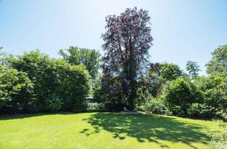Haus kaufen in 82541 Münsing, Ambach: Landhaus-Traum in Seenähe mit Baureserve