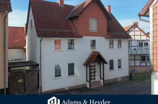 Einfamilienhaus kaufen in 34311 Naumburg, Preissenkung! Großzügiges Wohnhaus mit Einliegerwohnung, interessant für Kapitalanleger in Naumburg