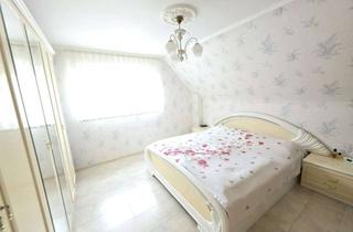 Mehrfamilienhaus kaufen in 45770 Marl, Attraktives Mehrfamilienhaus mit Bungalow in Marl-Drewer – entdecken Sie hohe Renditechancen!