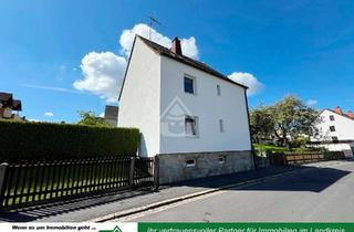 Haus kaufen in 95100 Selb, Solides Wohnhaus mit Potenzial und Garten
