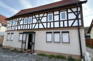 Einfamilienhaus kaufen in Lohbankgasse 154, 99869 Seebergen, Verkaufe Einfamilienhaus mit Gartenland, Hof und Scheune