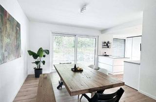 Doppelhaushälfte kaufen in 59755 Arnsberg, Exklusive Luxus-Doppelhaushälfte mit Wärmepumpe, Kamin, Designer-Ausstattung und Vollsanierung 2023
