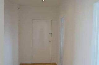 Wohnung kaufen in Belfaster Straße 37, 13349 Wedding, HELLE GERÄUMIGE WOHNUNG MIT GROßEM BALKON IN RUHIGLAGE