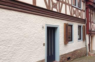 Wohnung mieten in Kirchenstraße, 63911 Klingenberg, Großzügige, helle Maisonette-Wohnung in historischem Fachwerkhaus