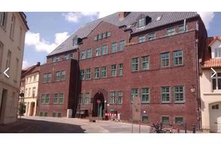 Wohnung mieten in Schatterau 25a, 23966 Altstadt, Großzügiges Wohnen in Wismars Altstadt: Barrierefreie 112 m² mit besonderem Charme!