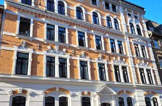 Wohnung mieten in Beesener Straße 260, 06110 Halle, Moderne 3-RW mit Balkon und Einbauküche im sanierten Altbau!