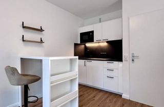 Wohnung mieten in Troplowitzstraße 11a, 22529 Hoheluft-West, Möbliertes 1-Zimmer-Apartment, Erstbezug nach Sanierung, zentral gelegen
