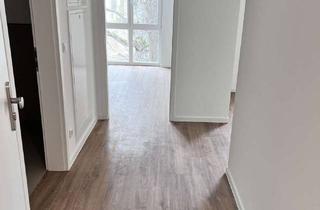 Wohnung mieten in 63457 Hanau, 2-Zimmer, 1.OG, inkl. EBK, Balkon, Dusche Neuwertig