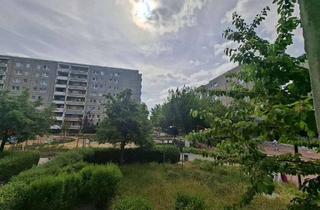 Wohnung mieten in Schönefelder Chaussee 213, 12524 Altglienicke, Einkommensorientierte Miete – 1 Personenhaushalt mit max. 1.038,00 € Nettoeinkommen mtl. gesucht