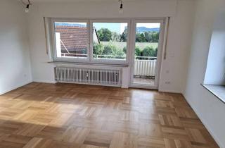 Wohnung mieten in 72585 Riederich, Frisch renovierte 3,5-Zimmer-Wohnung mit 2 Balkonen und Garage in Riederich