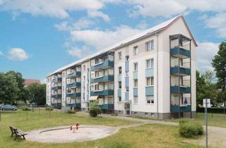 Wohnung mieten in Röntgenstraße 22, 02977 Hoyerswerda, Großzügige Wohnung mit besonderem Zuschnitt und Balkon