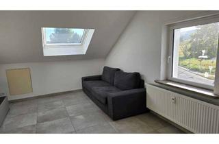 Wohnung mieten in Von-Rodenhausen-Str. 20, 63768 Hösbach, Schöne 2,5-Zi.-DG-Whg, EBK, NR in Hösbach/Bhf nach Vereinbarung zu vermieten