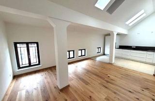Wohnung mieten in Beesener Straße 260, 06110 Halle, Großzügige 2-RW im Dachgeschoss mit Balkon und Einbauküche im sanierten Altbau!