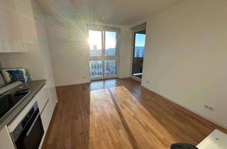 Wohnung mieten in Baakenallee 25, 20457 HafenCity, Hafencity - schöner Blick aufs Wasser