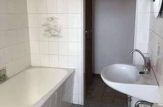 Wohnung mieten in Am Schlehdorn 12, 47906 Kempen, Ruhige DG-Wohnung mit kleiner Loggia in absoluter Traumlage