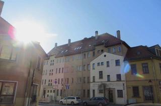 Wohnung mieten in Reußenplatz, 06618 Naumburg, Kleine 2 Zimmerwohnung im Zentrum von Naumburg im Reußenplatz 1