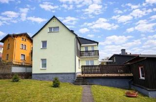 Haus kaufen in 01814 Reinhardtsdorf, Hier ist viel Platz! Ein- bis Zweifamilienhaus mit großer Garage und Ferienwohnung