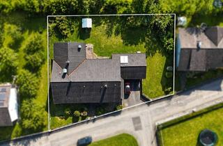 Haus kaufen in 84375 Kirchdorf, Großzügiger Bungalow mit Perspektive – Garten, Garage & Raum für neue Ideen