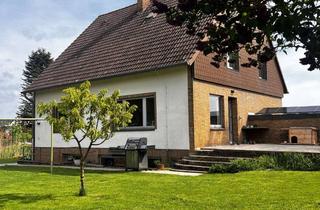 Haus kaufen in An Der Bleiche 35, 31195 Neuhof, Freistehendes EFH mit 2.500 m² Grundstück & Feldblick