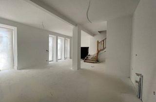 Haus mieten in 08223 Falkenstein, Einmaliges Miet-Angebot - hochwertig saniertes Stadthaus im Zentrum von Falkenstein/V.!