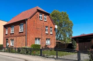 Einfamilienhaus kaufen in 19069 Lübstorf, Lübstorf - familienfreundliches Ein- (oder auch Zwei-) Familienhaus