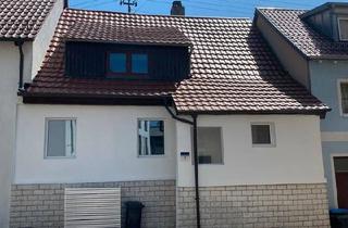 Reihenhaus kaufen in 71229 Leonberg, Leonberg - Kernsaniertes lichtdurchflutetes Reihenhaus in Leonberg