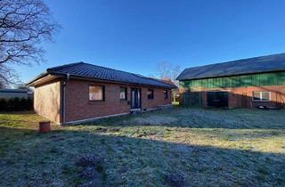 Anlageobjekt in 24806 Hohn, Hohn - Bungalow u. Resthof, auf einem schönen Grundstück in ruhiger Dorfrandlage!
