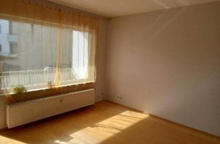 Wohnung kaufen in 68519 Viernheim, Viernheim - Ruhige, sonnige zwei Zimmer Wohnung, mit separatem Hobbyraum 16m2