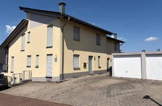 Haus kaufen in 66571 Eppelborn, Eppelborn - Eppelborn: In ruhiger Lage Do-Haus mit 4 WE