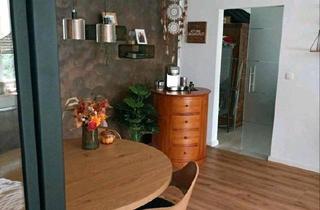 Wohnung kaufen in 61231 Bad Nauheim, Bad Nauheim - wunderschöne Wohnung mit separatem Eingang und Balkon