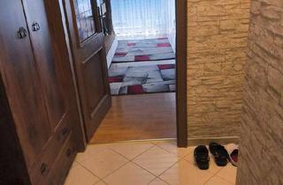 Wohnung kaufen in 42329 Wuppertal, Wuppertal - Gut geschnittene 4 Raum Wohnung mit Stellplatz in der Tiefgarage